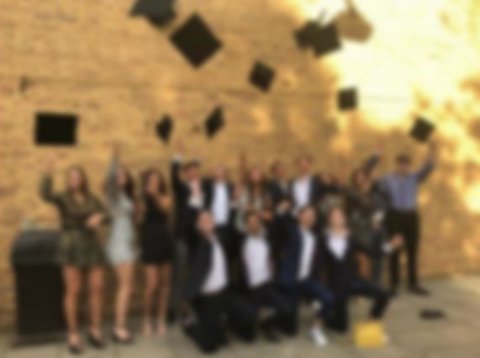 Diploma buiten_censored 1